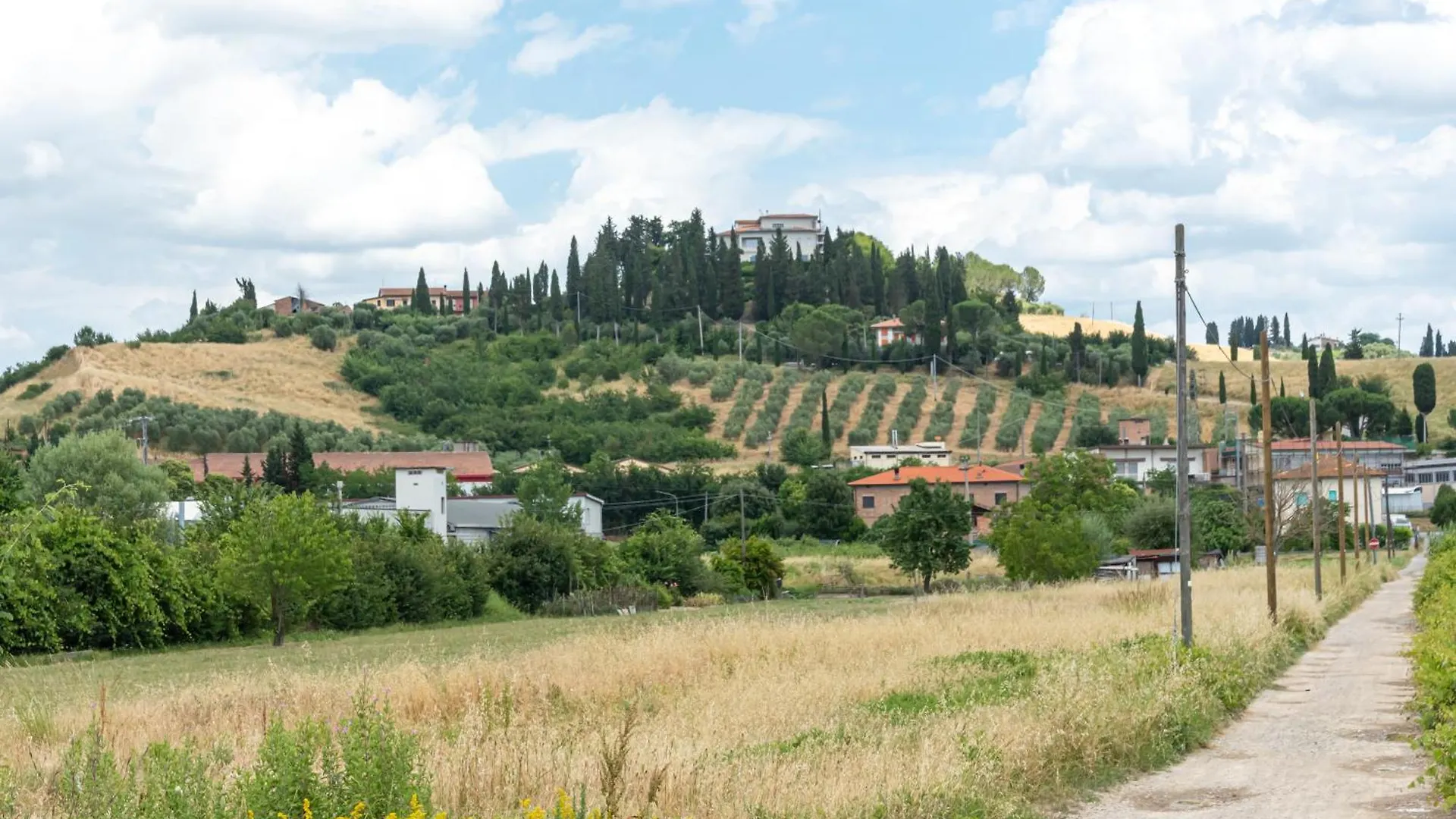 Sandra House - Certaldo location
